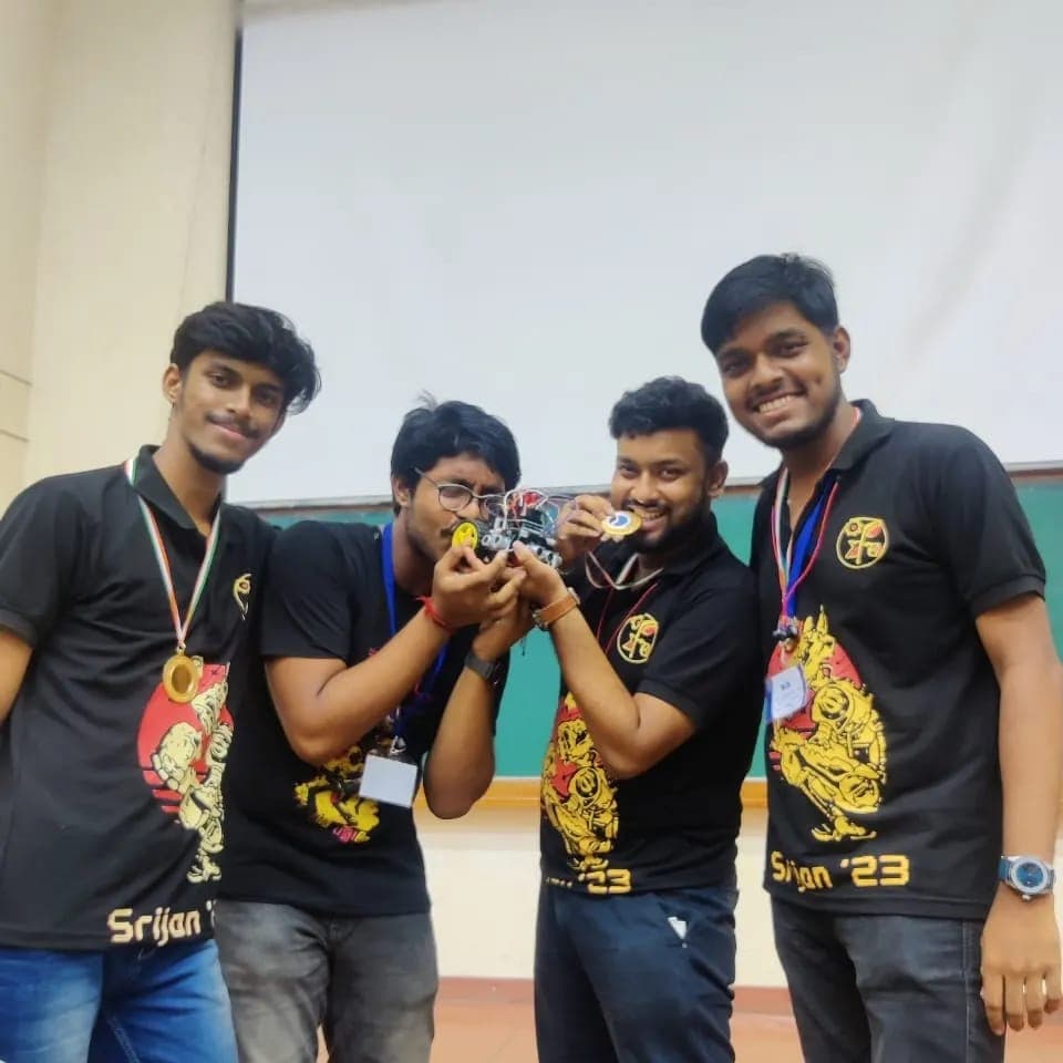 7 Days, 4 Friends, and a Micromouse: Our Journey to NSSC 2023 Glory